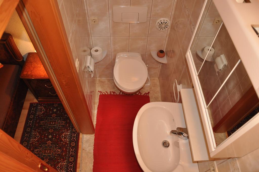 Almen-Kraeuter-Oberreiter Apartment Dellach im Drautal Ngoại thất bức ảnh